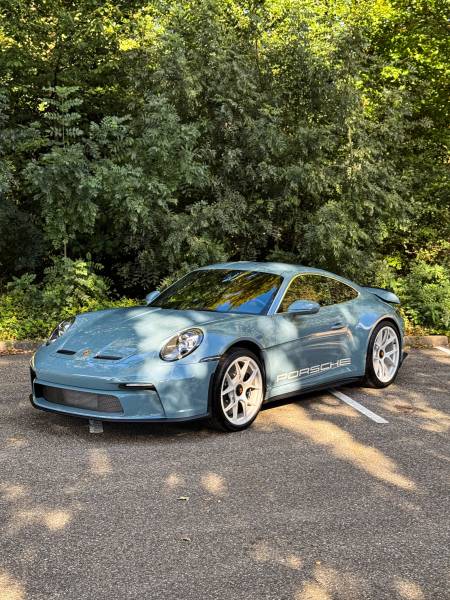 Application d'une barrière protectrice sur une Porsche à Lyon