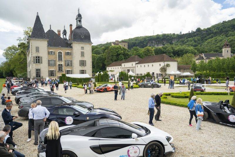 Rallye du Cœur à Lyon : KapitalCar’e présent avec Alfa Romeo vintage, équipe pour nos services et dons aux enfants malades – soutenez la cause !