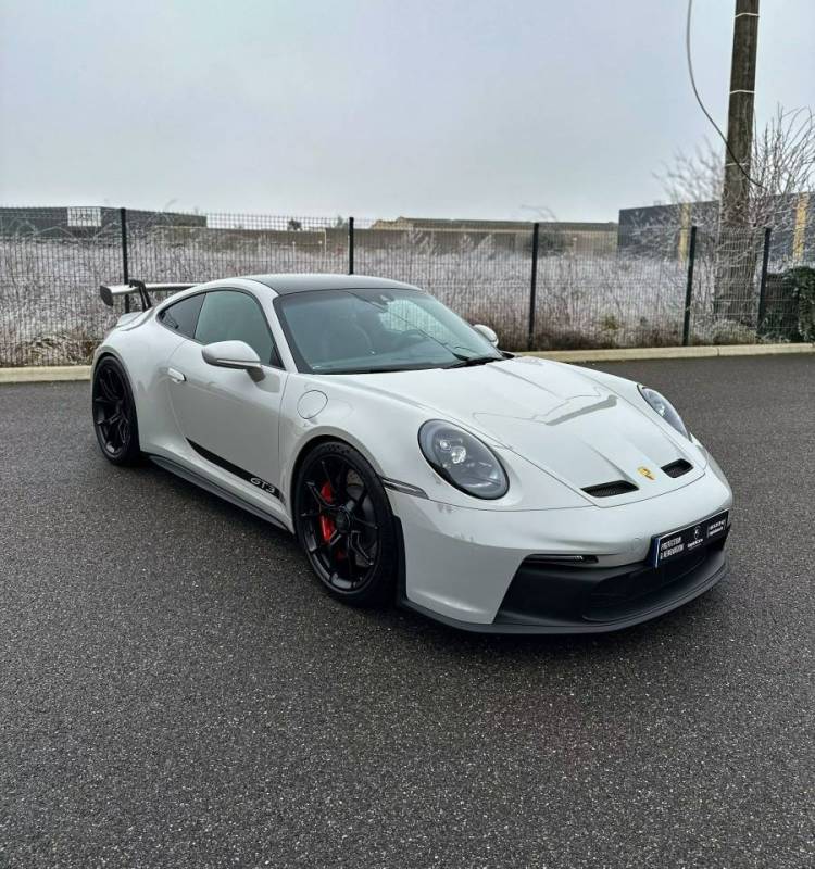 Installer des vitres conforme aux spécifications d'origine Porsche