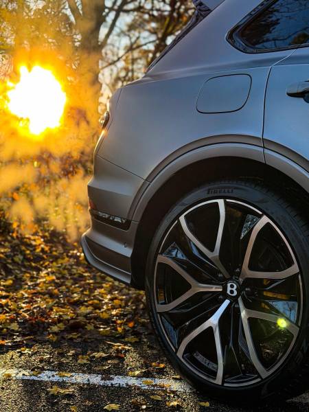 Offrez à votre Bentley Bentayga une protection haut de gamme à Lyon.