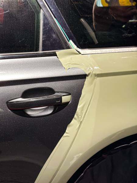 Transformez votre Audi à Lyon avec un covering brillant sur mesure. Finition parfaite, rendu éclatant et protection durable de la carrosserie. Confiez votre voiture à des experts du covering automobile pour un résultat luxueux, moderne et entièrement pers