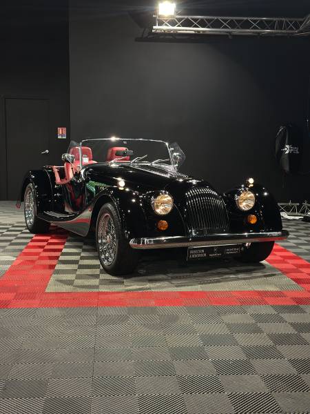 Film de protection sur une Morgan Plus 8